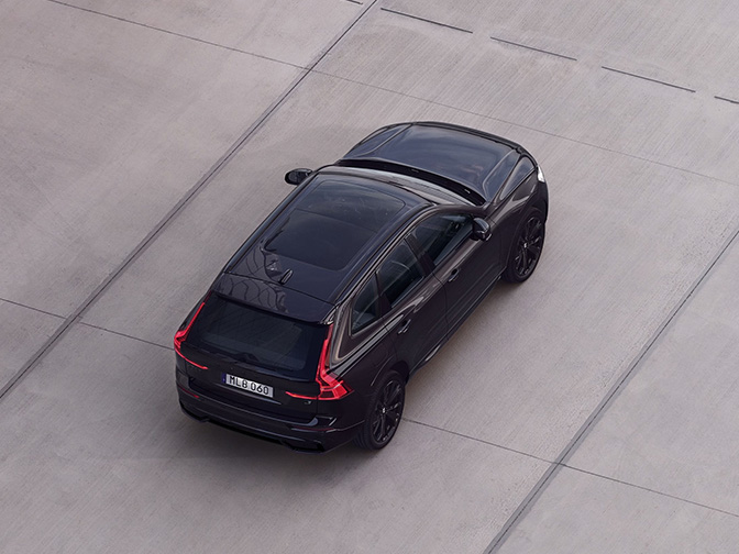 Volvo XC60 Exterieur Black Edition achterzijde